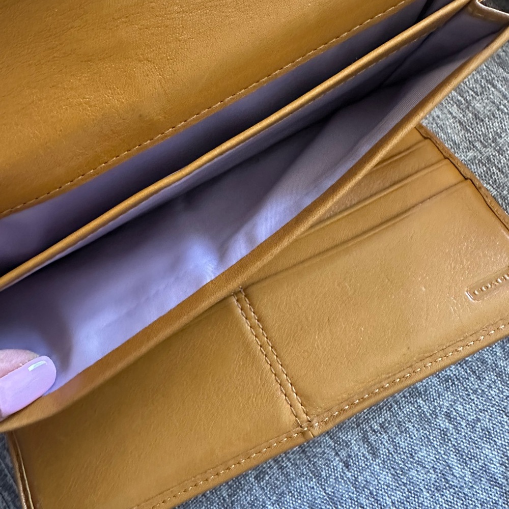 Coach Camel  Leather Shoulder Bag and Wallet - Picture 8 of 10